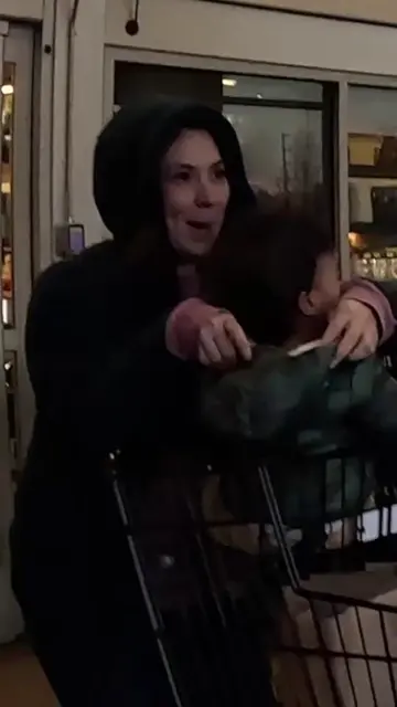 She thought something was wrong with her receipt… but I wasn’t checking for mist
