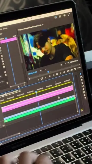 ปล่อย MV 18.00 น. และตอนนี้กำลังย้อมสีอยู่ 🎥 ##ไม่สมบูรณ์แบบศิลปิน #YA ##ตัดต่อ