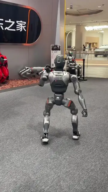 @ChinaLiuYusen #Robot #chinarobot #robotics #automation #zhongqingT800 Will pair