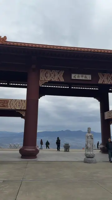 Bukkozan Hōsuiji, Gunma 🇯🇵 Surrounded by mountains and silence, a place that g