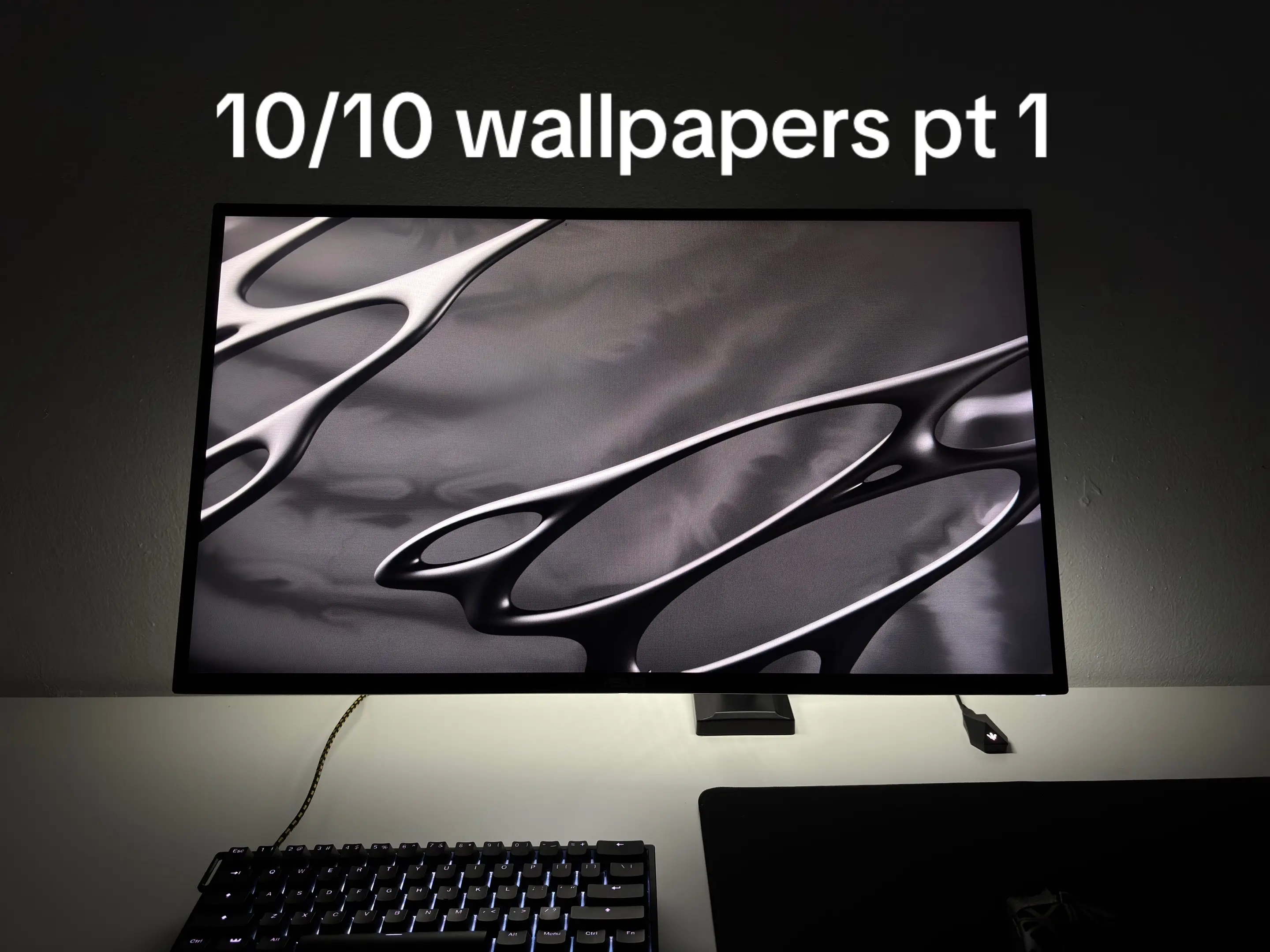 #minimal #wallpaper #pcsetup #tecktok #nothing 