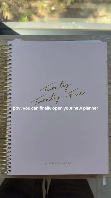 The feeling of a fresh planner is unmatched 😮‍💨  #2026planner #plannertok #pla