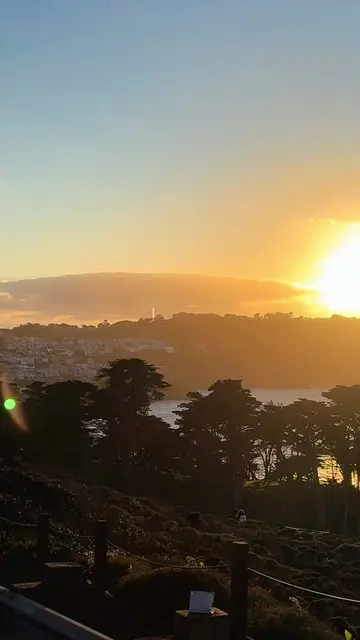 west coast loving!!! 🌉             #sanfrancisco #goldengatebridge #palaceoffin