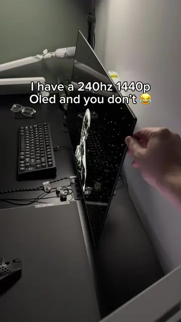 240hz Oled 😮‍💨 #oled #techtok #pcsetup #blacksetup #fyp 