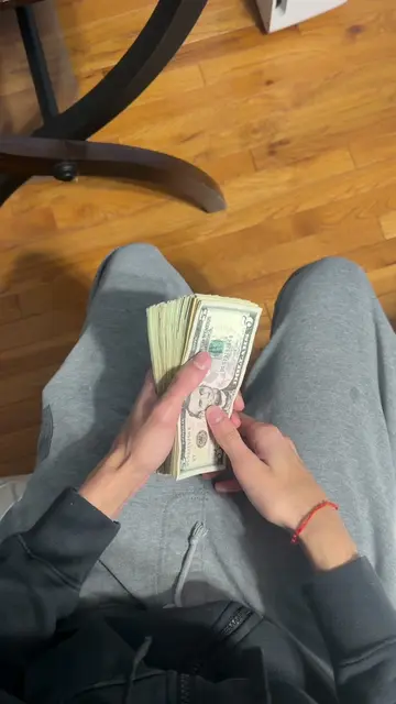 #money #real #motivation #moneytok #rich 