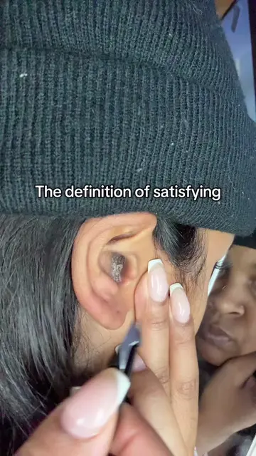 Tell me this ain’t the one 😌  #oddlysatisfying #satisfying #earflakes #asmrvibe