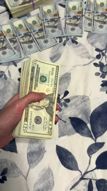 #money #real #rich #moneytok #fyp 
