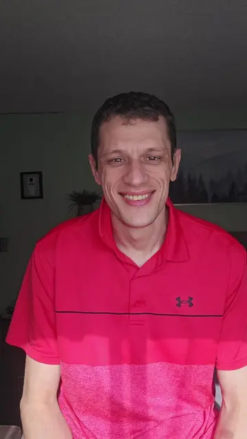 Learning how to say “See you later” in ASL 🤟 A super common phrase you’ll use a