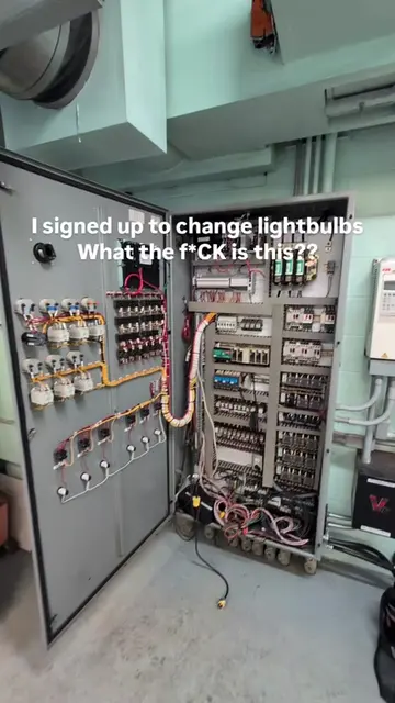 I never signed up for this😭 #automation #electrician #bluecollar #construction 