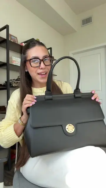A work bag that is both functional & GORG >> ✨🖤 This Emma37 bag is everything &