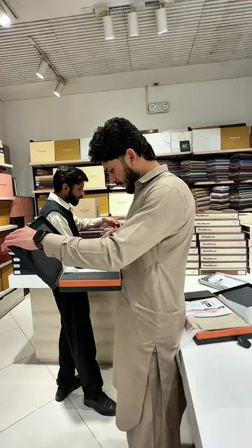 Let’s Spend 150,000 On Eid Shopping 🥳 |  Ideas Vs J dot | Stitched and unstitch