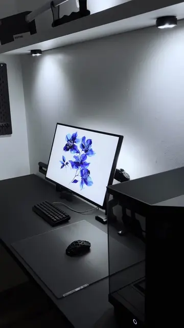 Something BIG is otw… 2 actually #setup #compsetup #minimal #bestsetup 