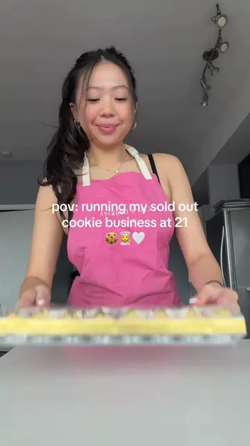 hand mixing 600 cookies today🍪👩‍🍳 If you’re a home baker who want to turn you