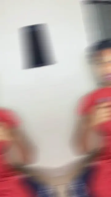 This is exactly how you can make your watermarks move around in your videos. #wa