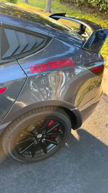 Put a spoiler on the tessy. #ricer #tesla #teslabuild #teslamodel3 #teslamodel3b