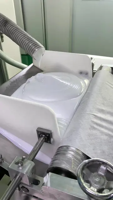 Mask production is in progress🫥 #mask #factorywork #cosmeticsfactory #skincare 