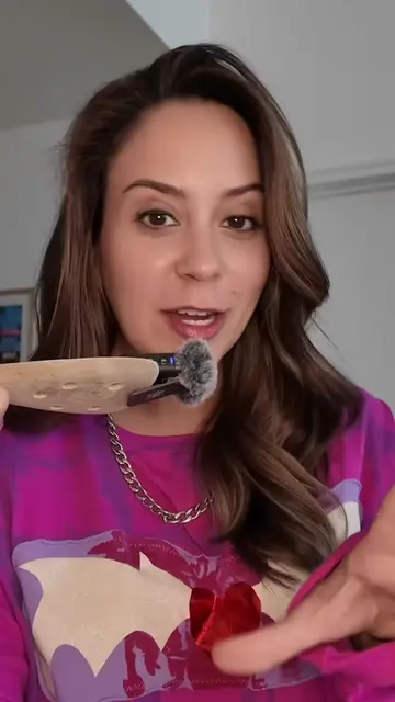 I wanted to show you what a week in the life of a Mexican candy founder looks li