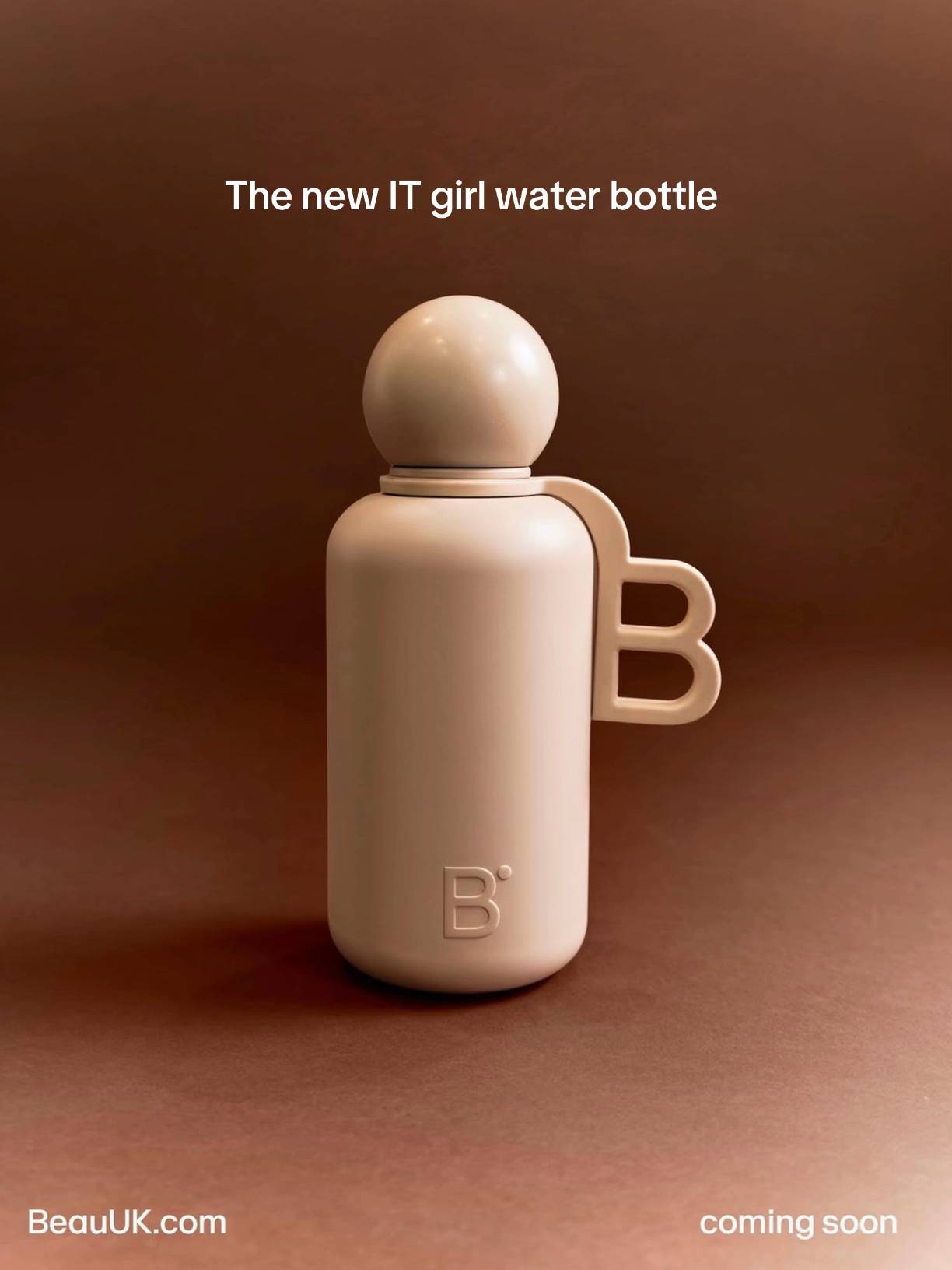 The new IT girl water bottle… which one would you choose? 👀 #waterbottle #chic 