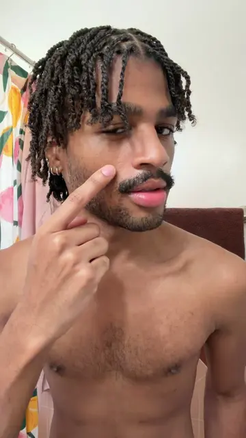who knew my shave routine could be this easy! 😭  #groomingtips #shaveroutine 