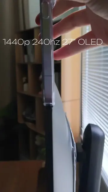 you guys really sleeping on 1440p OLED in 2026?🥲#monitor #GamingSetup #oled #24
