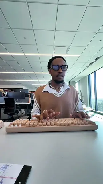 Being a corporate sales slayer is hard work with lil freedom…some pay my ransom 