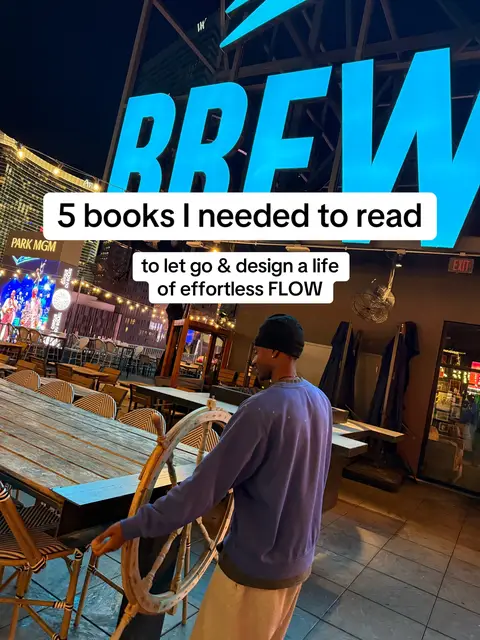 The books that helped me quit my job, build my businesss, and design my life int
