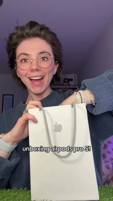 wasn’t expecting them to sound so good! 😅 #apple #airpods #airpodspro #jk #unbo