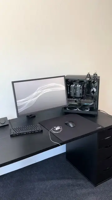 can’t go wrong all black on the pc 👀   iems or headphones 🤔 lmk #minimalist #s