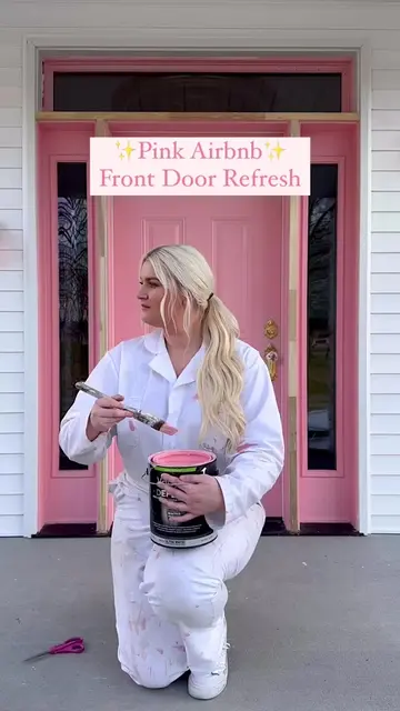 FINALLY, the front door is fixed! Thank you @nostalgicwarehouse for the perfect 