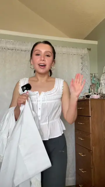 DIY bloomer capris made from a thrifted curtain! i had these bloomer capris save