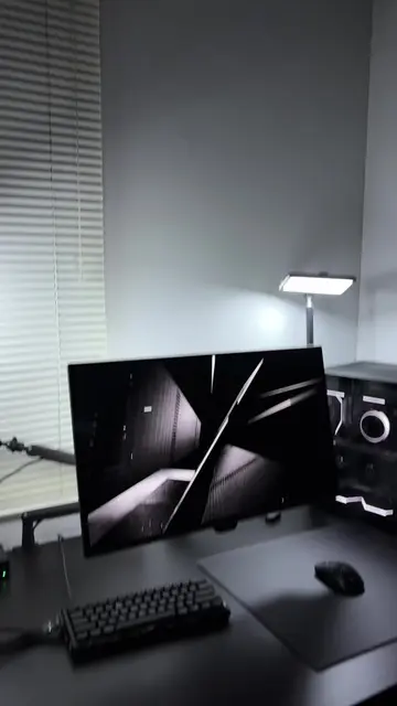 VGN Neon Super Competitive is a 75% Magnetic Keyboard — built for competitive pl