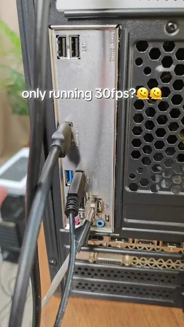 stuck in 30fps for so long🗣️#techtok #pcbuild #fyp #gpu #GamingSetup 