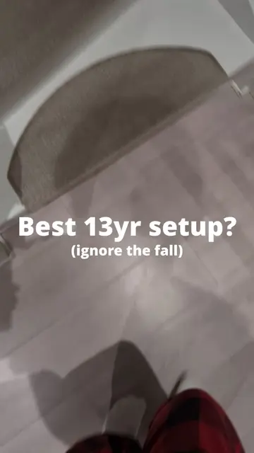 best setup? #techtok #setup #GamingSetup #cozysetup #desksetup holy song choice