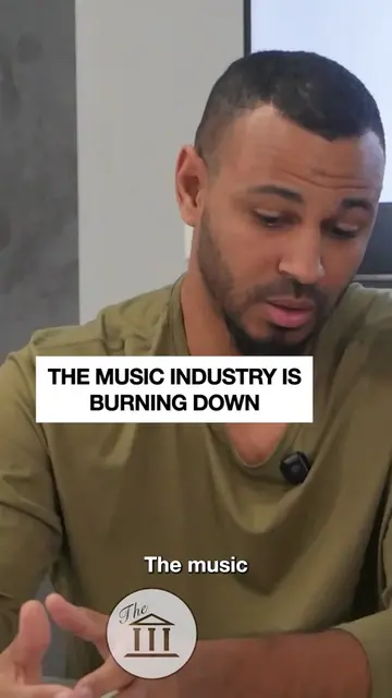 The music industry is burning down. #fyp #musicbusiness #musiciansoftiktok 