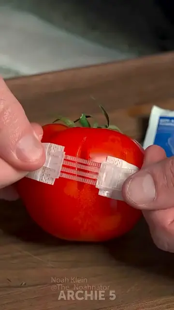 This Gadget Helps Close Wounds Fast 😳🩹