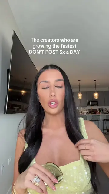 GO BOOK A 1:1 or my NEW 3 Month Growth Program NOW!!!👩🏽‍💻📈 Stop posting more