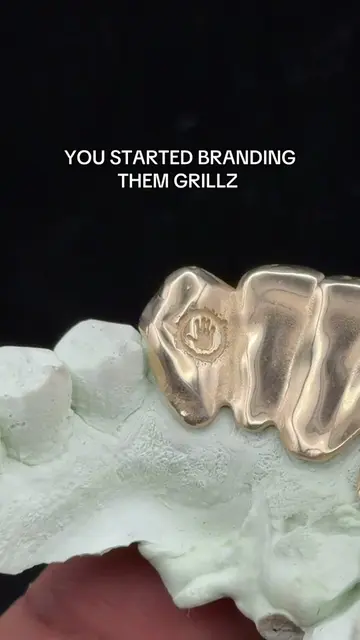 MAKE THEM PLAYS PSYCHOOO 🎯 #nycgrillz #grillznyc #jewelryartist #jewelrynyc #je
