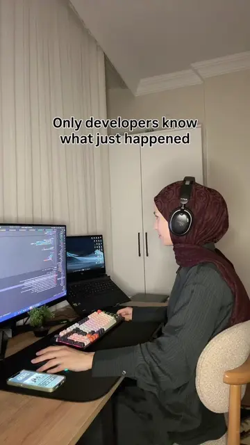 Time to lock in👩🏻‍💻 #coding #programming #softwareengineer #codingmemes #wome