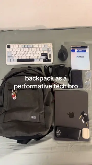 rarely carry all of this at one time tbh  #backpack #everday #performative #Tech