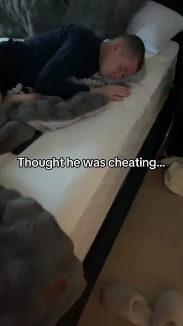 Your sign to check their phone☠️ #Relationship #boyfriend #cheating #cheaters #g