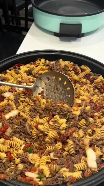 492 calories 52g protein 6.4g fats 52g carbs make 6 meal preps This steak pasta 