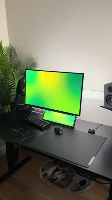 Wood desk > black desk #techtok #setup #peripherals #gaming #minimalist 