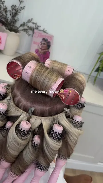 A good weekend always starts with a fresh blowdry 🩷✨ #howtoblowdry #bighair #ho