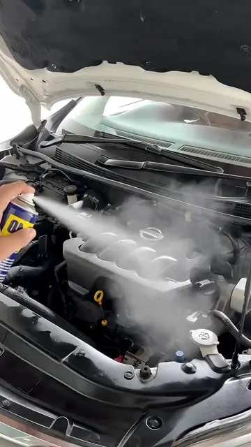 ကားသမားတိုင်း ဆောင်ထားသင့်တဲ့ WD-40 ရဲ့ အစွမ်းထက် လျှို့ဝှက်ချက် ၅ ချက် 🚗🛠️ #က