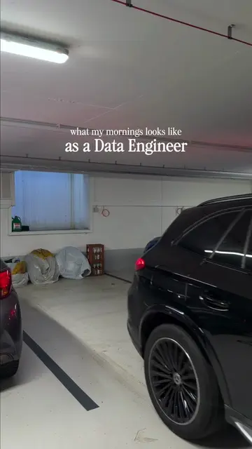 Slow mornings before the work #workfromhome #Tech #dataengineer #morningroutine 