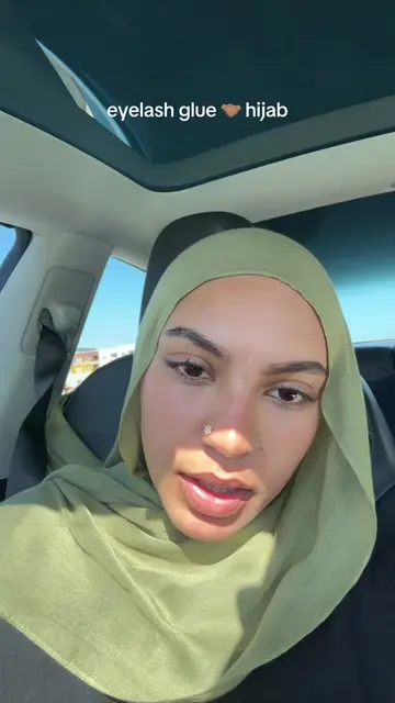 I like it, Picasso! Ty for putting me on @sagal jama  Also- hijab is from @AYA b
