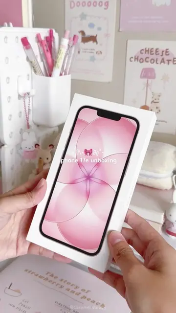 pastel pink iphone for my pink setup 🌸✨ #iphone17e #studytok #iphone #unboxing 