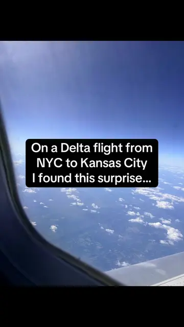 There’s magic everywhere if you take the time to see it.  @delta  #smallgestures