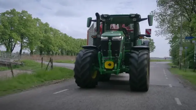 John Deere introduces the 6R 260 🙈💪✨ Click the link in the bio for more inform
