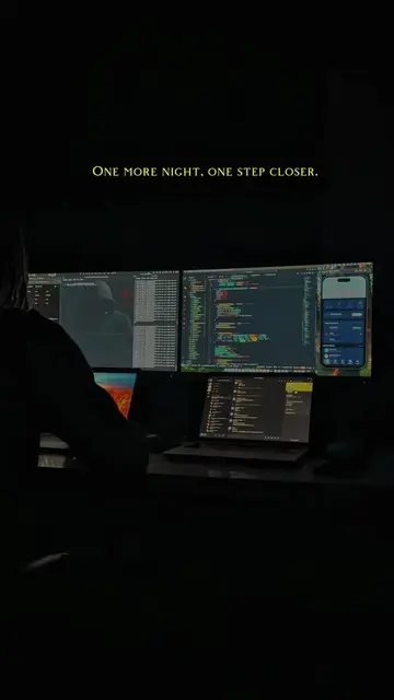 Another late night… . . . #creatorsearchinsights #coding #Tech #webdeveloper #ap